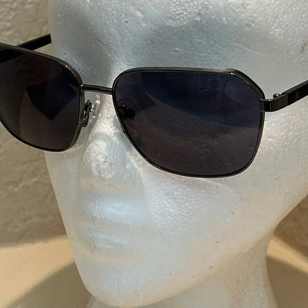 Guess GU00117 Thin Gunmetal Frame Rectangle Sunglasses Smoke Lens NEW